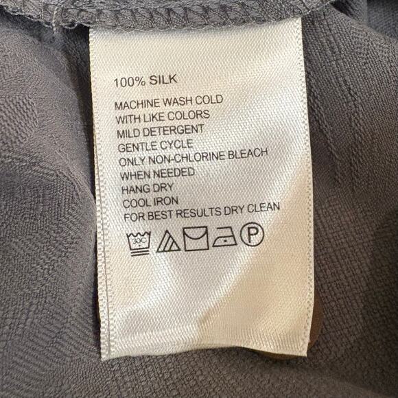 Bundle of 2 Tommy Bahama Men’s Short Sleeve Button up Grey Navy size XL - Picture 7 of 11